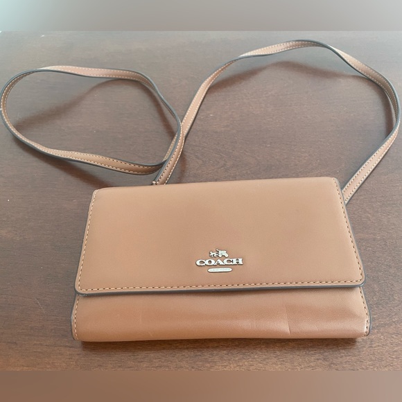 Coach Wallet on Chain WOC Brown Leather - Picture 8 of 9